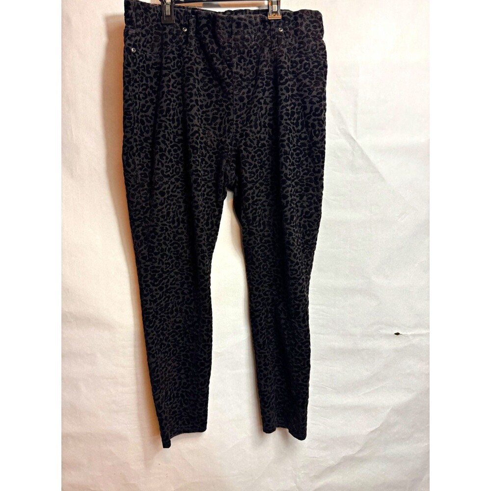Terra & Sky Women’s Plus Size 1X Ankle Leggings Black Gray Leopard Print